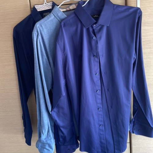 Tudors men's shirts pack of 3 like new, dark and light blue