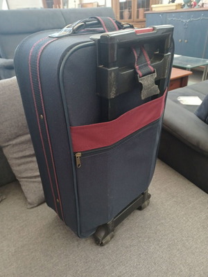 Shamp Cabin Suitcase used