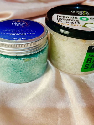 Avon Planet Spa and Organic Shop Jasmine Bath Salt Set, new