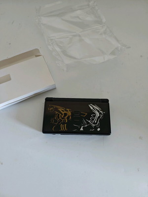 Nintendo DS Lite Pokémon Limited Edition Dialga and Palkia καινούργιο