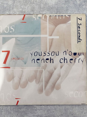 7 Seconds 12'' Vinyl by Youssou N'Dour & Neneh Cherry used, electronic