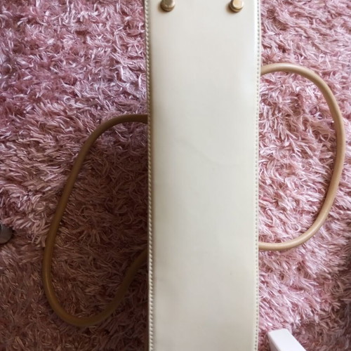 Women's beige-tan handbag like new made of leatherette