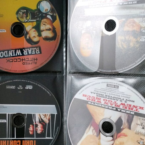 Collectible DVDs from Cinema magazine like new with subtitles