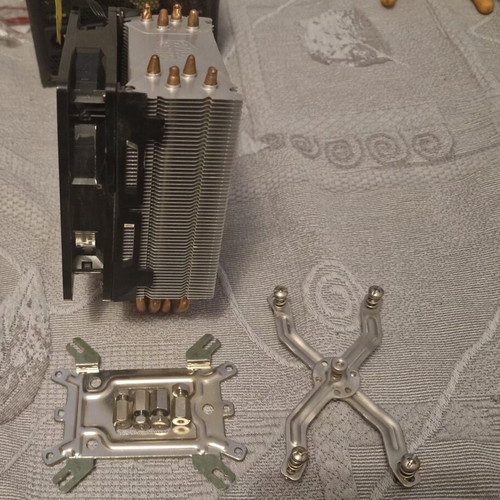 Cooler Master CPU Cooler used, 120mm PWM fan, 4 copper heatpipes