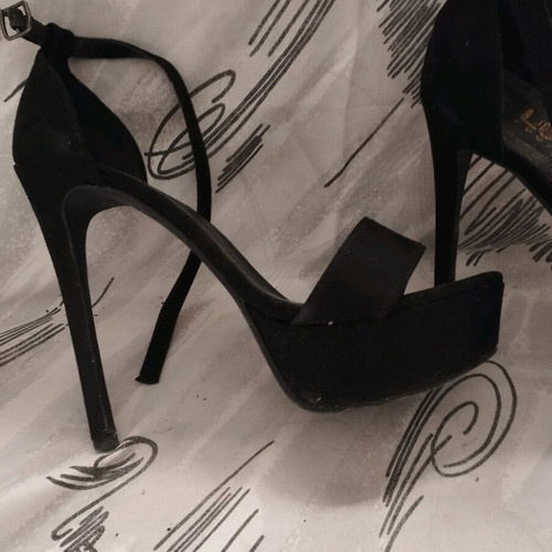 Luigi velvet sandals like new, black, size 39