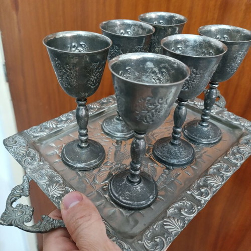 Vintage liqueur set of 6 with embossed tray