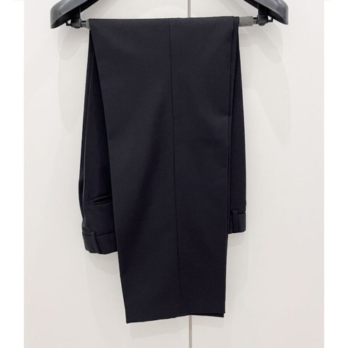 Black Andrews suit 48/M like new, regular fit