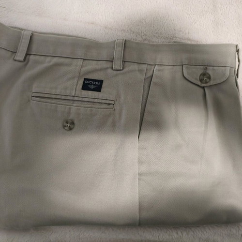Dockers pants beige cotton used, 34 waist x 32 length