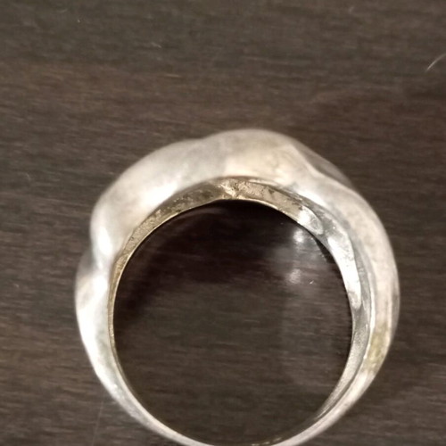 Silver ring 925 like new with stamp and sandblasting detail