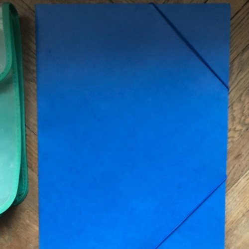 Plastic bag and paper folders like new, set of 5 pieces