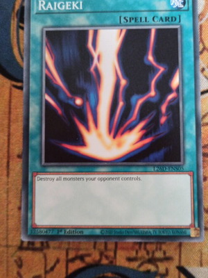 Raigeki Normal Spell Card Yu-Gi-Oh!