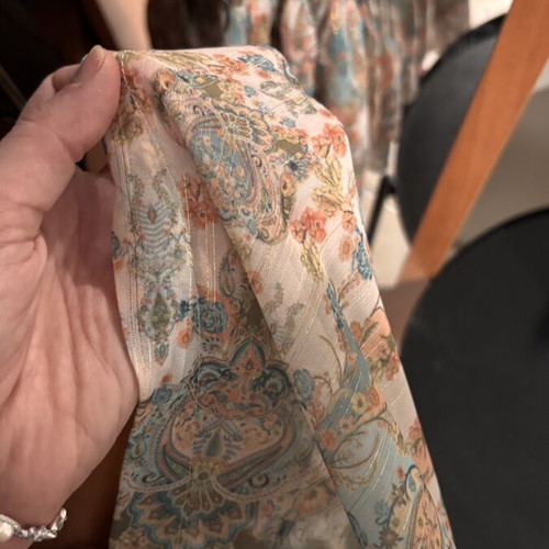 DLV wrap skirt one size, like new