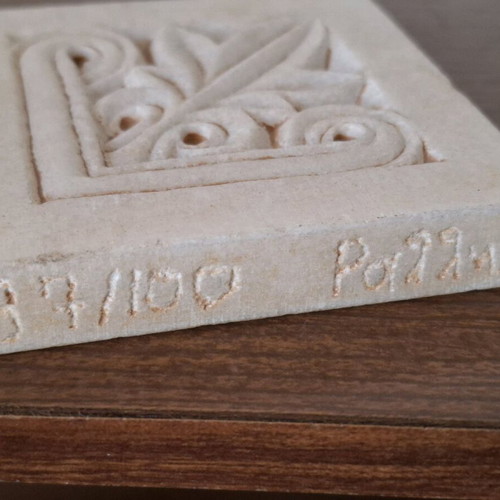 Marble prespapie like new, handmade from marble carving workshop