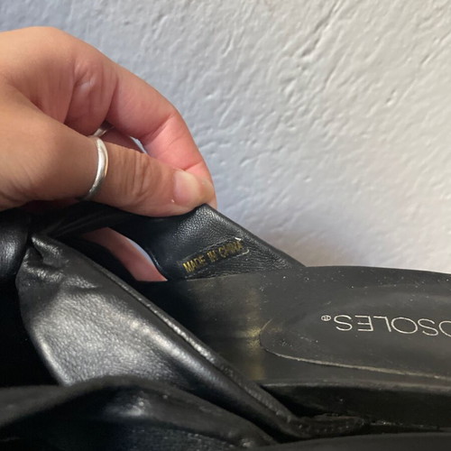 Aerosoles leather mules black size 38 with minor defects