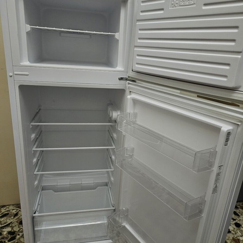 United two-door refrigerator 212lt used, white