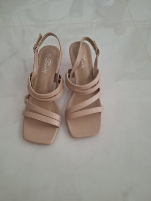 Sandal nude-beige with low heel, new, soft straps
