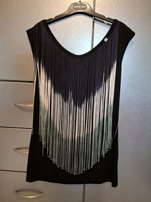 Denny Rose sleeveless blouse with colorful fringes like new, black