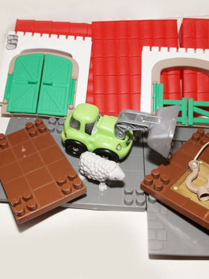 Abric-Ecoiffier farm blocks used with figures