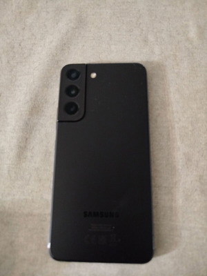 Samsung Galaxy S22 Μαύρο με θήκη σε πολύ καλή κατάσταση