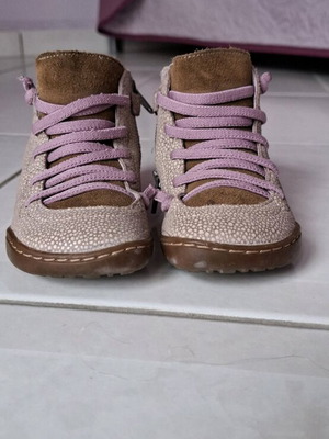 Camper kids shoes size 22 used in good condition