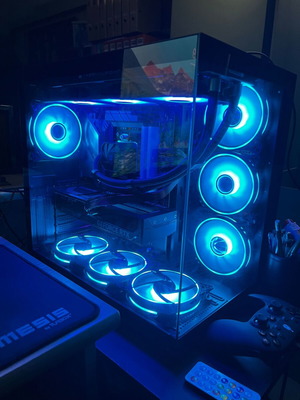 Gaming PC σαν καινούργιο με 5070, Ryzen 5 7500F, 32GB DDR5 RAM, 2TB SSD