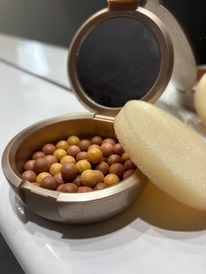 Oriflame bronzing pearls new, natural bronze color