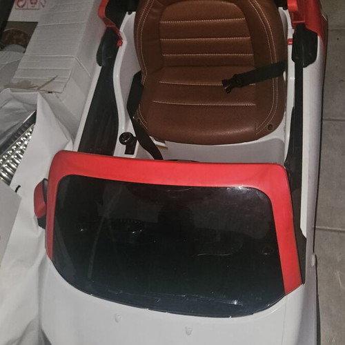 Smart electric children's ride-on car like new
