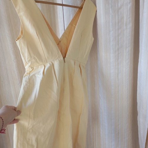 Yellow office dress tailor made like new, size M