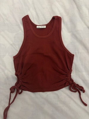 Pull & Bear red tank top with side design like new, size S