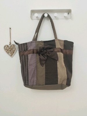 Vintage women's shoulder bag used, brown