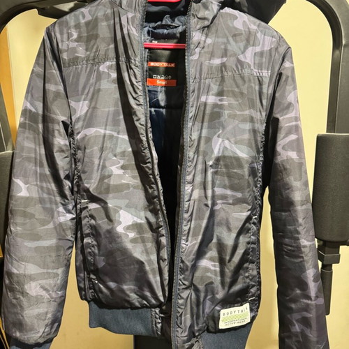 Bodytalk small navy jacket like new, size S