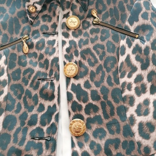 Leopard women's vest Vertigo like new with gold buttons