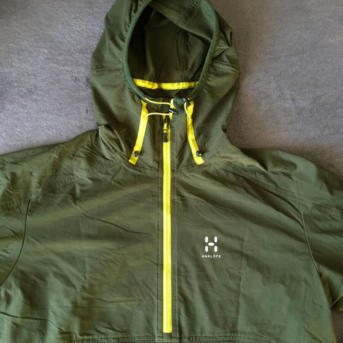 Haglöfs Anorak Boa/Krait/Viper Men Jacket L like new, green