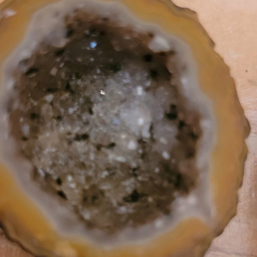 Agate semi-precious stone new, pair of cut stones with two colors