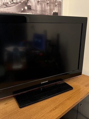 Samsung TV 32 ιντσών μεταχειρισμένο σε άριστη κατάσταση