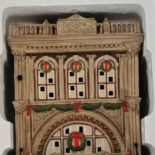 Department 56 The Roxy from Christmas in The City like new