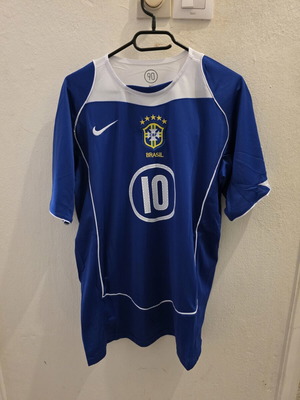 Ronaldinho Brazil Jersey new, size XL narrow fit