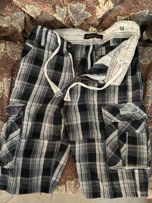 Men's Checked Bermuda Shorts like new, size 34, blue