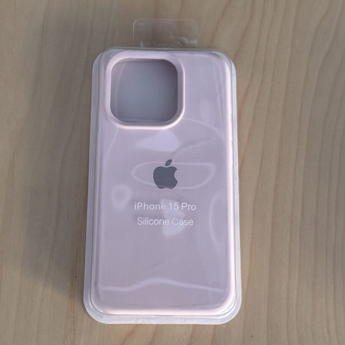 Apple iPhone 15 Pro silicone case