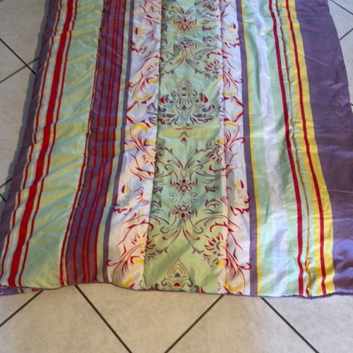 Double-sided double quilt like new, 2m x 2.10m