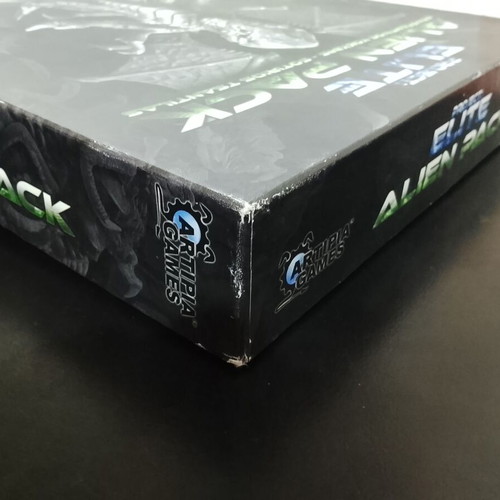 Project Elite Alien Pack expansion pack used with 39 miniatures and tokens