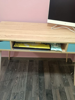 Desk from ΠΛΑΊΣΙΟ like new, 1.20m length
