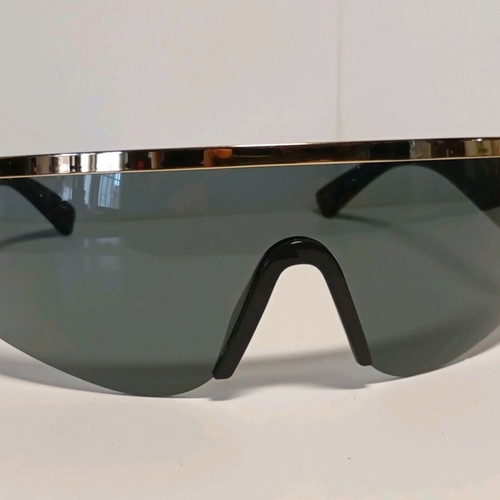 Versace 2197 women's sunglasses used, black and gold