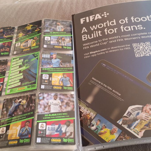 Panini Top Class 2023 Pure Football album