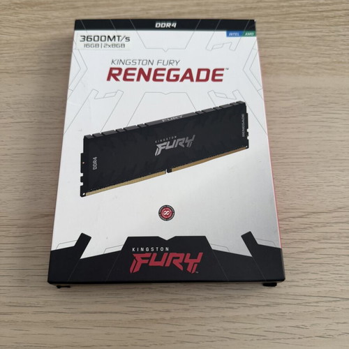 Kingston Renegade Fury 16GB DDR4 3600MHz like new