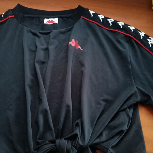 Kappa crop top sports like new, black and red with tie waist