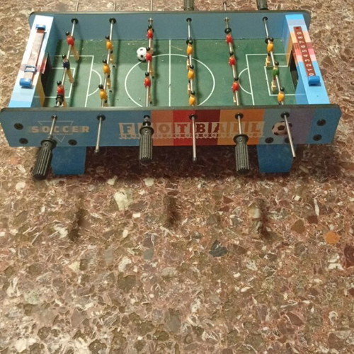 Foosball table like new with 1 ball