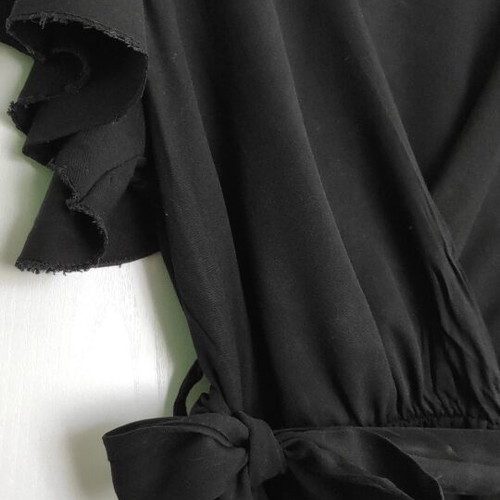 Dress with ruffles black, like new, sizes L and XL