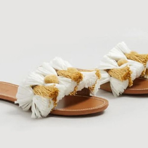 Mango boho tassel raffia flat sandals size 38 like new