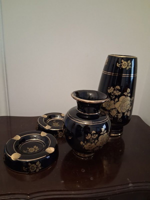 Ceramic set used, Greek made, black with 24k gold, 2 ashtrays and 2 vases